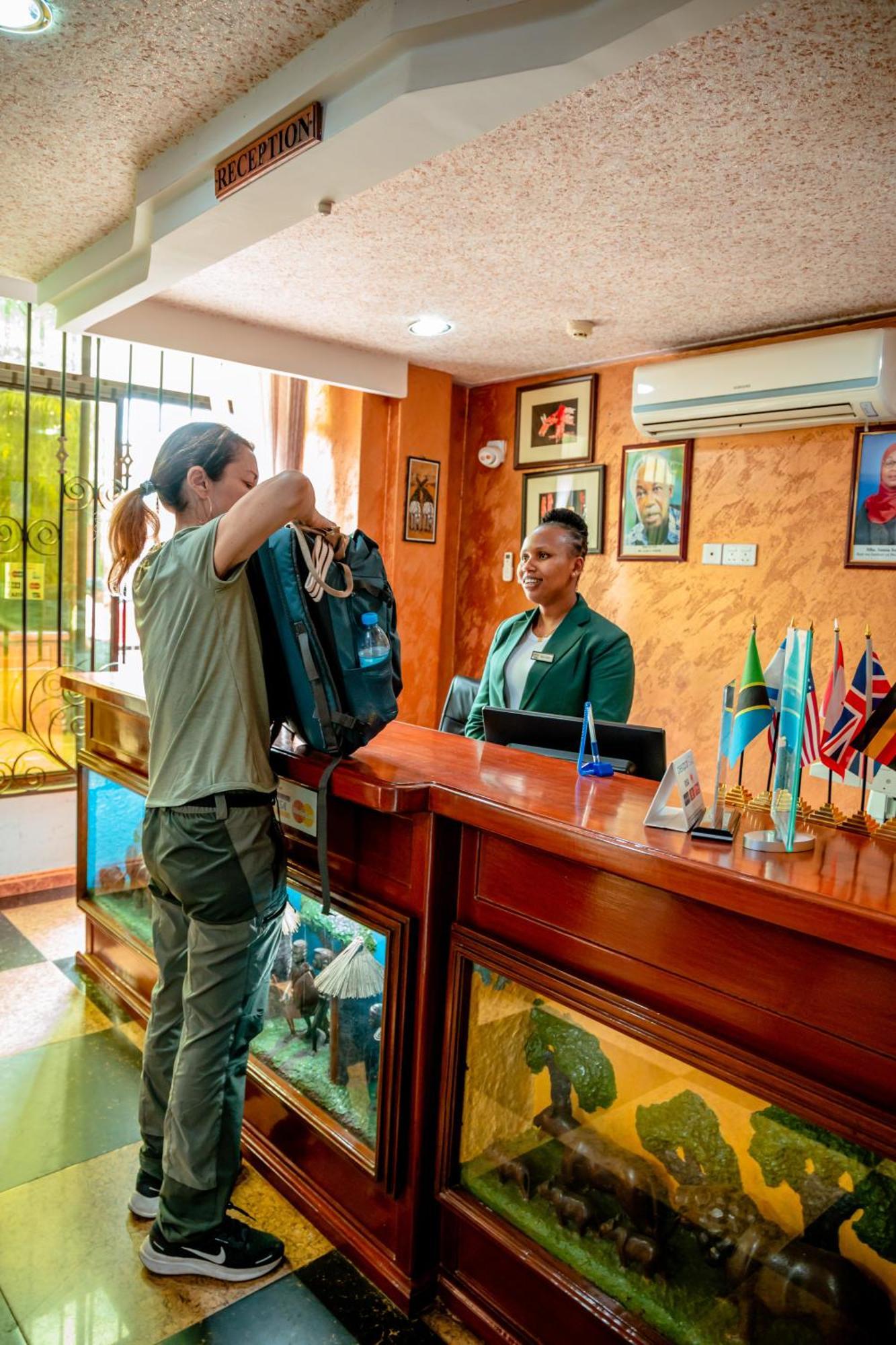 Green Mountain Hotel Arusha Extérieur photo